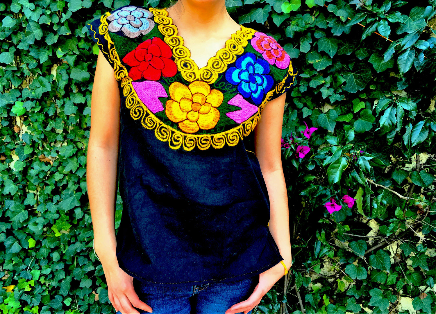Mexican Blouse Style Hand Embroidered T-Shirt NEW and UNIQUE Fashion